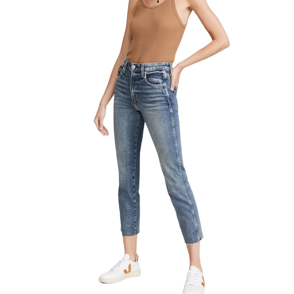 AMO
Chloe Crop Raw Hem Jeans